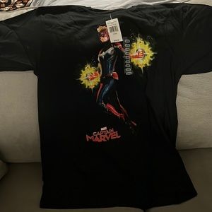 Marvel. Captain Marvel Tee.
